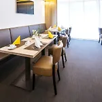 Hotel Plaza 4*