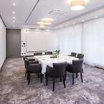 Plaza Hotel 4*